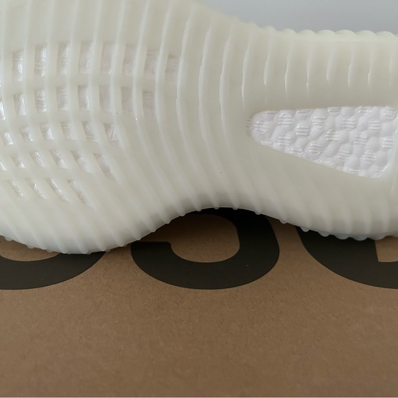 White and Blue Yeezy Boost 350 - Picture 2 of 4